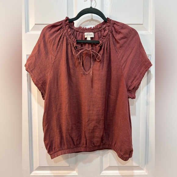 cloth & stone Tops - Cloth & Stone 100% Linen V Neck Short Sleeve Peasant Blouse Sz L Boho Lagenlook